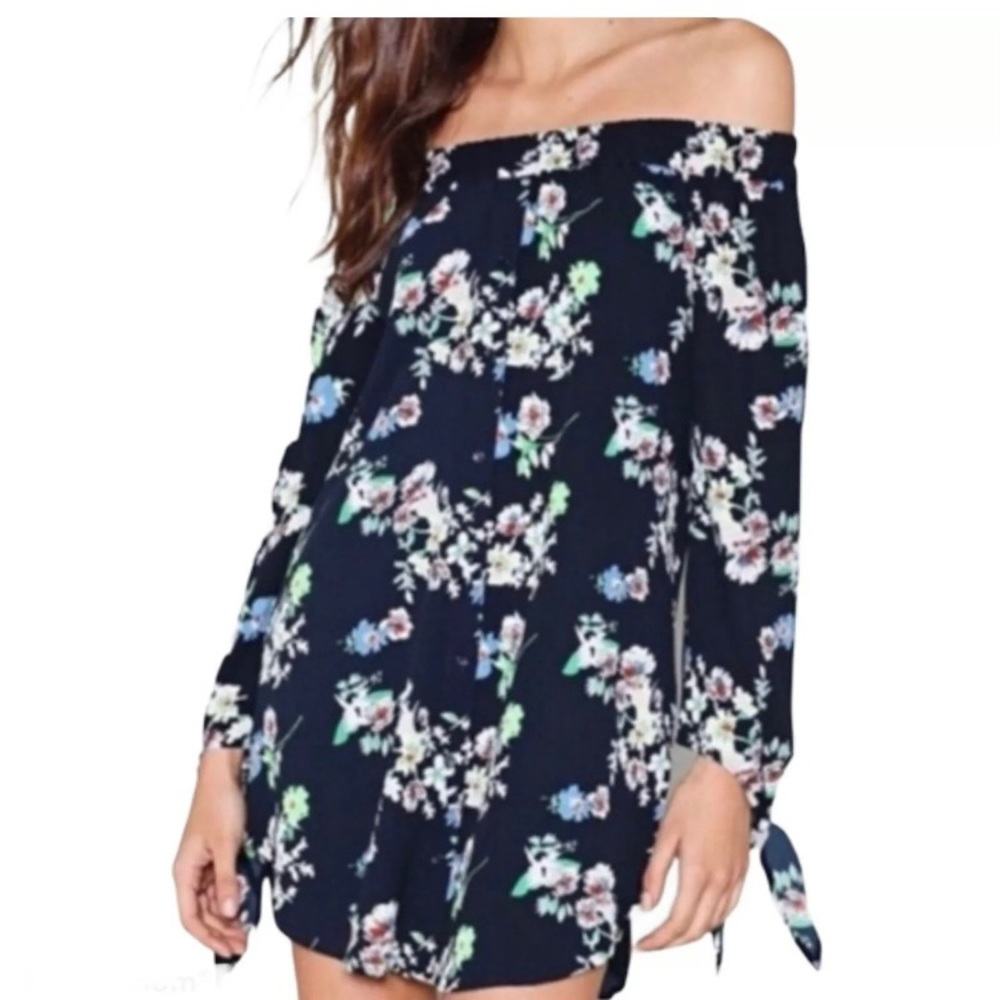 NWT NASTY GAL BARDOT OFF THE SHOULDER DRES…